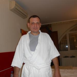 Павел, 56 лет, Волгоград