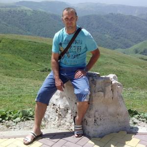 Парни в Пятигорске: Алексей, 45 - ищет девушку из Пятигорска