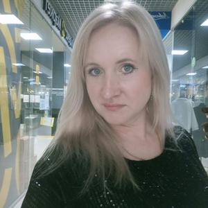 Девушки в Смоленске: Erica, 32 - ищет парня из Смоленска