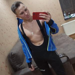 Алексей, 22 года, Киров