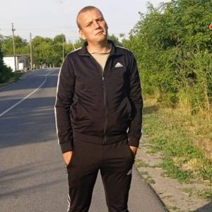 Парни в Таганроге: Валентин, 22 - ищет девушку из Таганрога