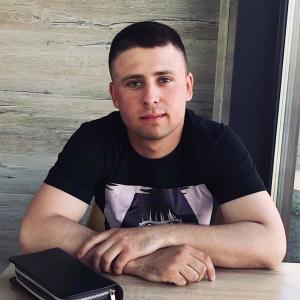Парни в Нижний Тагиле: Кирилл, 25 - ищет девушку из Нижний Тагила
