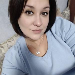 Девушки в Саратове: Антонина, 33 - ищет парня из Саратова