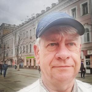 Олег, 60 лет, Маркс