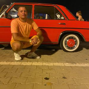 Парни в Екатеринбурге: Дмитрий, 26 - ищет девушку из Екатеринбурга