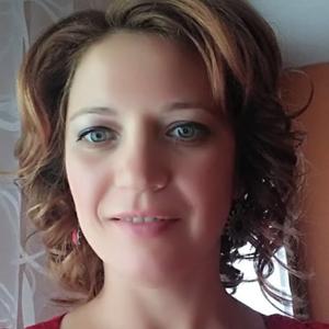 Девушки в Саратове: Оксана, 46 - ищет парня из Саратова