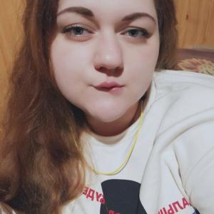 Девушки в Муравленко: Юлия, 27 - ищет парня из Муравленко