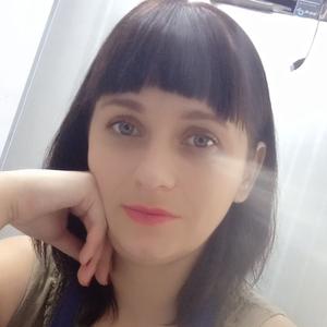Девушки в Новосибирске: Anastasia, 25 - ищет парня из Новосибирска