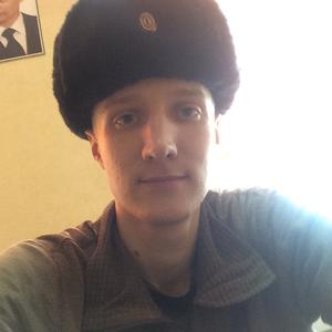 Рустам, 25 лет, Челябинск