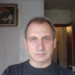 Юрий, 58 лет, Уфа