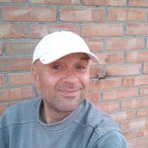 Парни в Сальске: Вячеслав, 45 - ищет девушку из Сальска