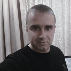 Парни в Донецке: Руслан, 37 - ищет девушку из Донецка