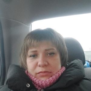 Девушки в Болхове: Марина, 35 - ищет парня из Болхова