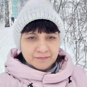 Девушки в Кемерово: Ирина-, 49 - ищет парня из Кемерово