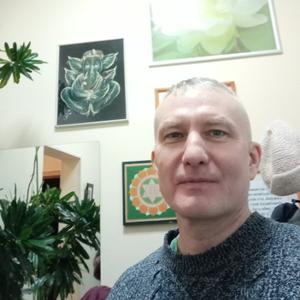 Денис, 56 лет, Москва