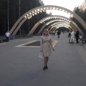 Девушки в Сургуте (Ханты-Мансийский АО): Светлана, 52 - ищет парня из Сургута (Ханты-Мансийский АО)