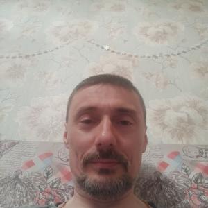Юрий, 47 лет, Уссурийск