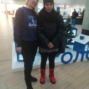 Девушки в Челябинске: Александра, 41 - ищет парня из Челябинска