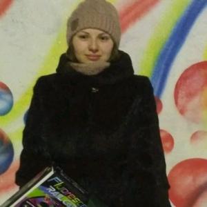 Девушки в Омске: Олечка, 33 - ищет парня из Омска