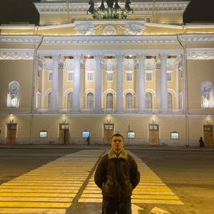 Парни в Санкт-Петербурге: Илья, 19 - ищет девушку из Санкт-Петербурга