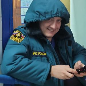 Парни в Жирновске: Илья, 25 - ищет девушку из Жирновска