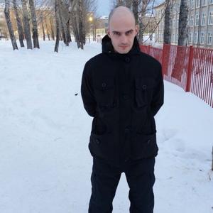 Парни в Чусовой: Владислав, 31 - ищет девушку из Чусовой