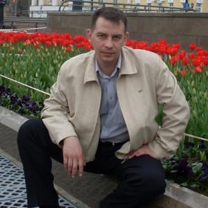 Евгений, 45 лет, Камень-Рыболов