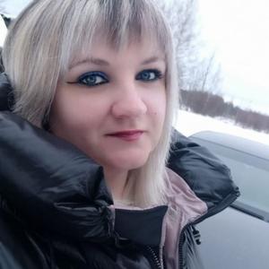 Девушки в Смоленске: Марина, 36 - ищет парня из Смоленска