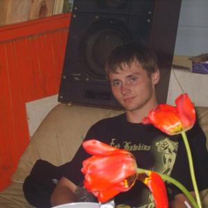 Парни в Ржеве: Дмитрий Яблоков, 33 - ищет девушку из Ржева
