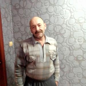 Парни в Казани (Татарстан): Андриан, 30 - ищет девушку из Казани (Татарстан)