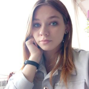 Карина, 26 лет, Бийск