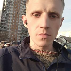Парни в Белогородке: Владус Пивторак, 33 - ищет девушку из Белогородка