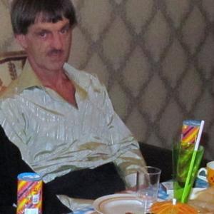 Вячеслав, 61 год, Курск