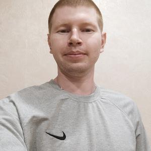 Парни в Ижевске: Дмитрий, 27 - ищет девушку из Ижевска