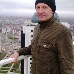 Владимир, 69 лет, Кострома