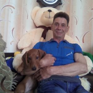 Олег, 56 лет, Артем