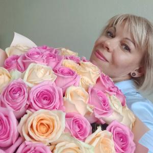 Лариса, 47 лет, Новосибирск