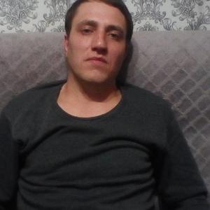 Андрей, 39 лет, Артем