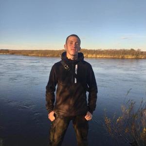 Парни в Омске: Данил, 24 - ищет девушку из Омска