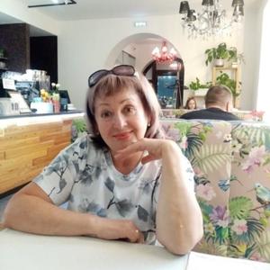 Алена, 60 лет, Барнаул