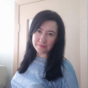 Девушки в Азове: Светлана, 44 - ищет парня из Азова