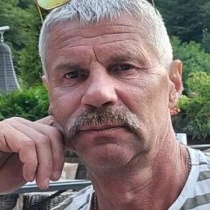 Парни в Челябинске: Сергей, 59 - ищет девушку из Челябинска
