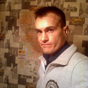 Парни в Твери: Кирилл, 34 - ищет девушку из Твери