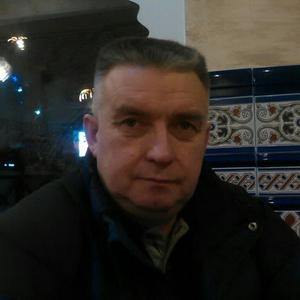 Виктор Смирнов, 61 год, Гатчина