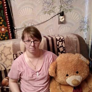Девушки в Новомосковске: Лидия , 32 - ищет парня из Новомосковска