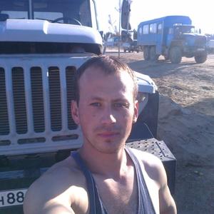 Антон, 35 лет, Новоселовское