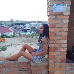 Девушки в Елабуге (Татарстан): Лейла, 38 - ищет парня из Елабуги (Татарстан)