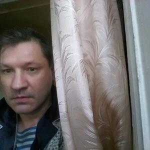 Андрей, 49 лет, Псков
