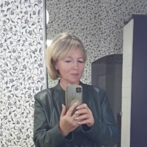 Девушки в Оренбурге: Наталья, 49 - ищет парня из Оренбурга