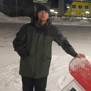 Парни в Тобольске: Станислав, 35 - ищет девушку из Тобольска